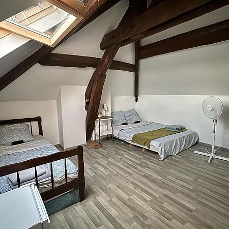 Endroit Charmant Coulommiers Buitenkant foto